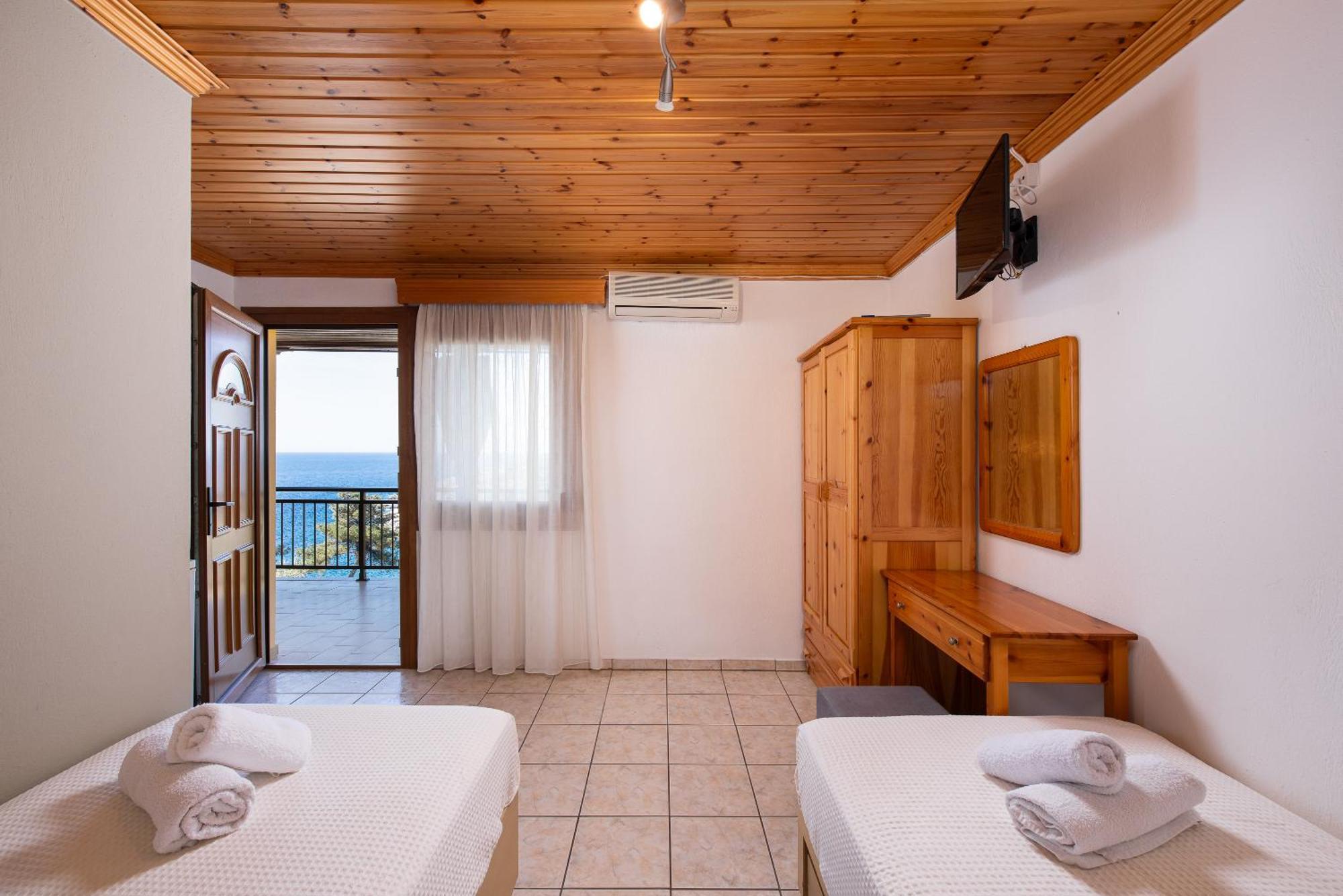 Archodissa Pansion Hotel Aliki  Exterior photo